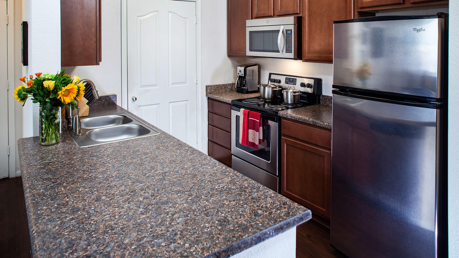 One-Bedroom, One-Bathroom-04