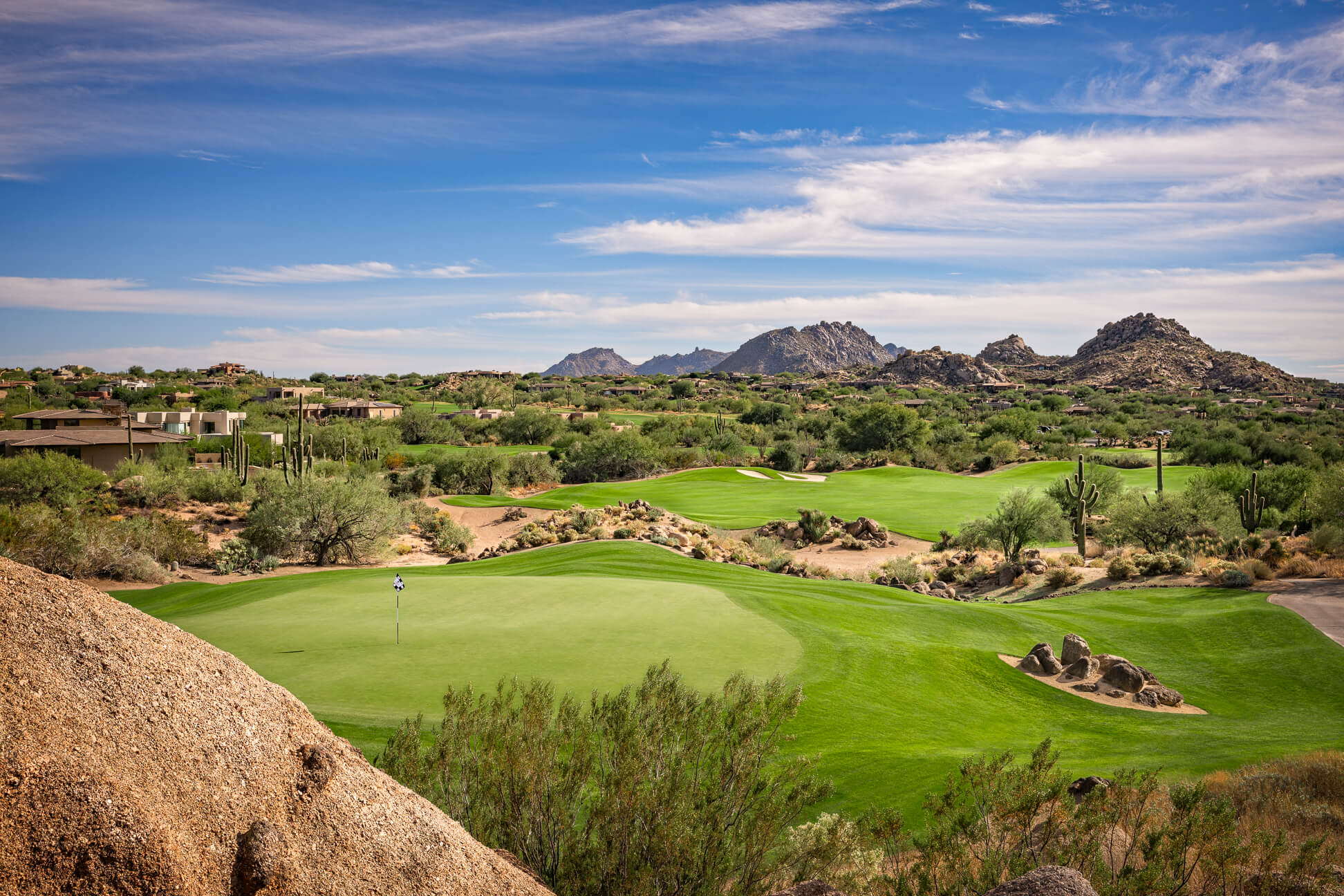 Troon_North_Pinnacle_Looking back at green