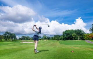 How to Choose the Perfect Golf Attire for Style and Comfort FEATURED