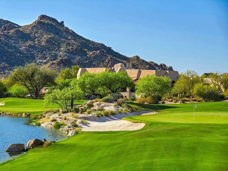 Travel and Stay Tips for Pickleball Attendees